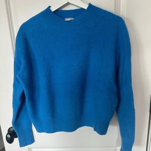Cashmere sweater